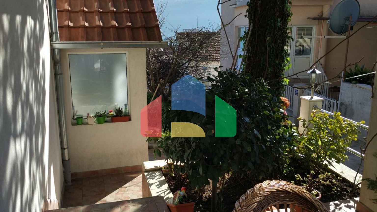 Двухэтажный дом в Херцег-Нови