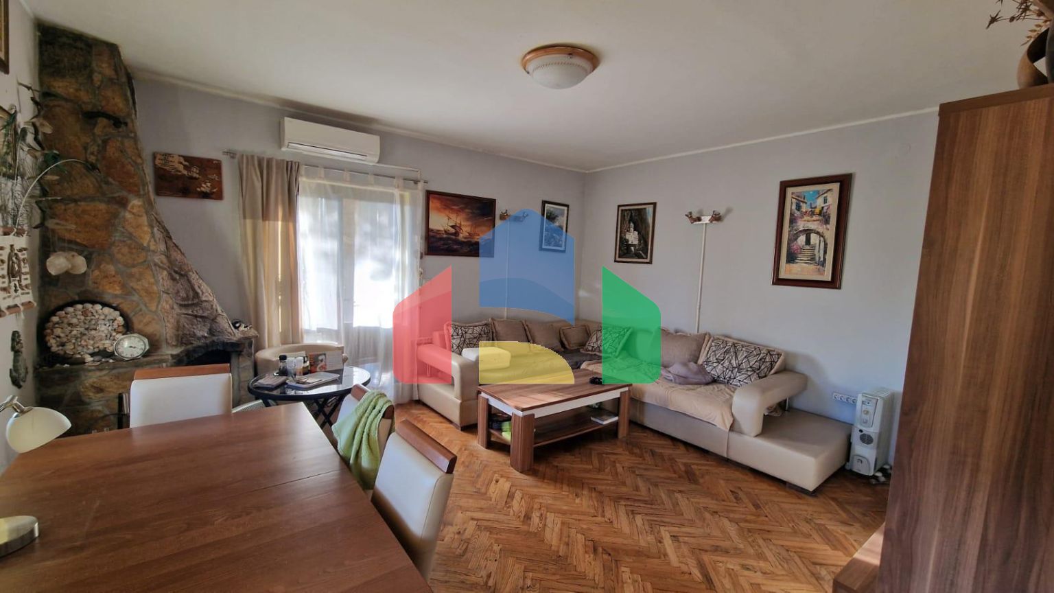 Дом в Герцег-Нови