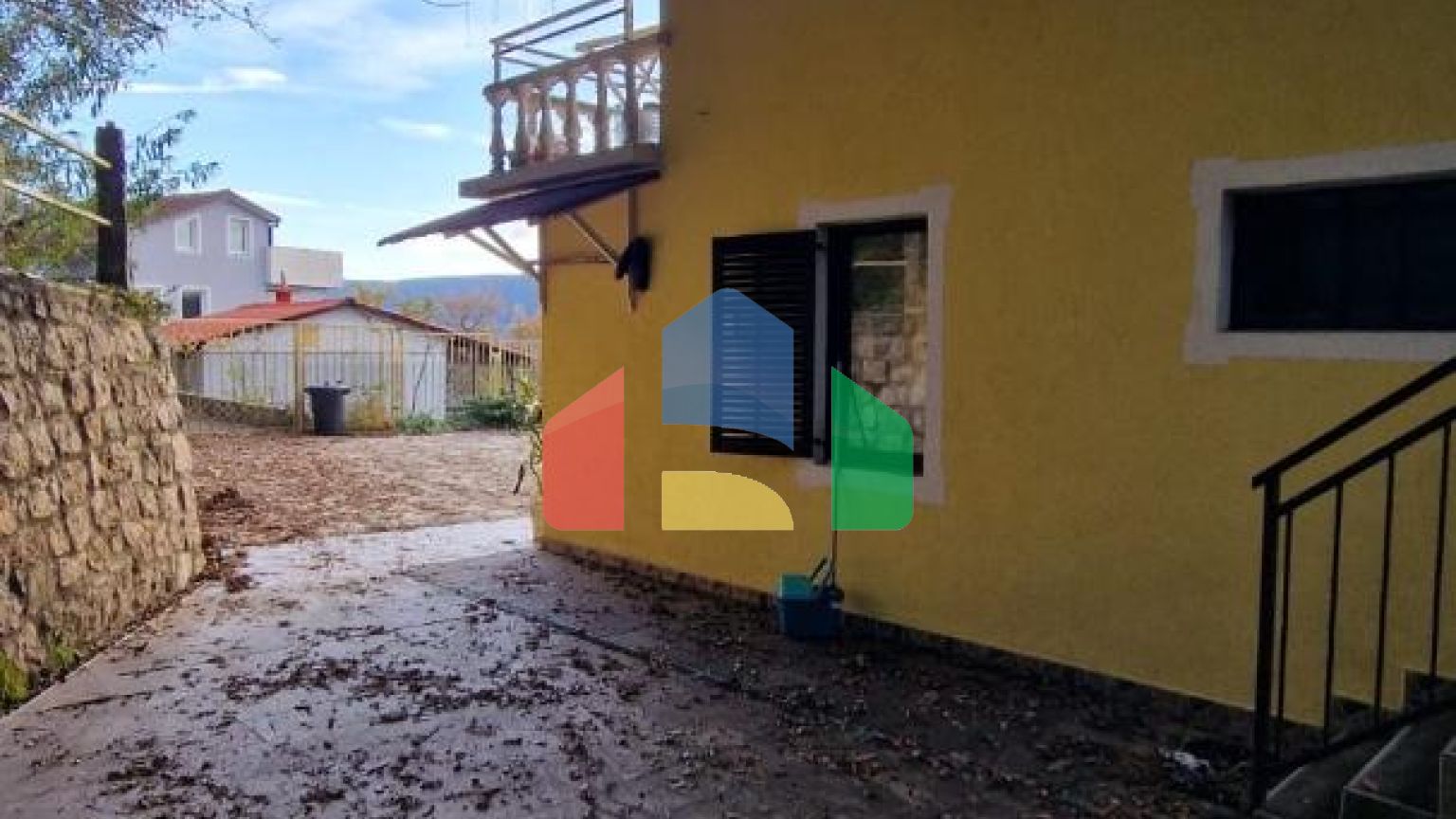 Дом в Герцег-Нови