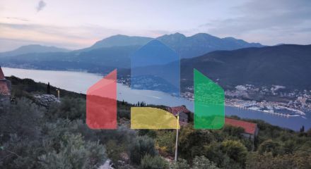 Продаётся дом в Герцег-Нови, район Забрадже