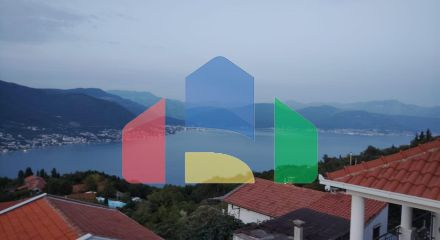 Продаётся дом в Герцег-Нови, район Забрадже