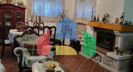 Продаётся каменный дом в Херцег-Нови, Каменари, с видом на море.