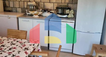 Продаётся каменный дом в Херцег-Нови, Каменари, с видом на море.