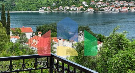 4 квартиры в комплексе для семейного отдыха в Каменари