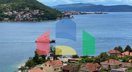 4 квартиры в комплексе для семейного отдыха в Каменари