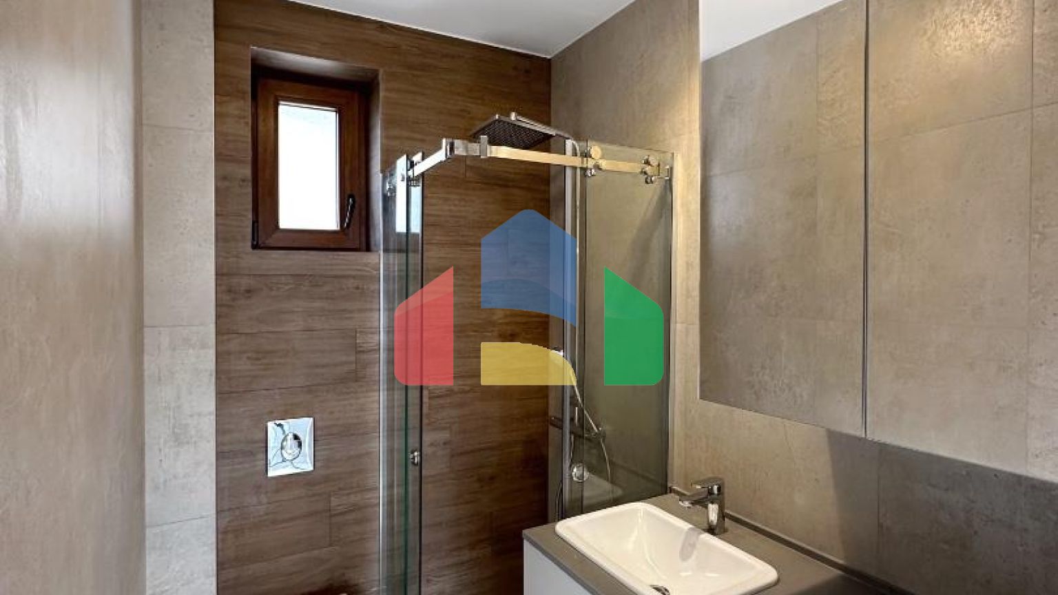 4 квартиры в комплексе для семейного отдыха в Каменари