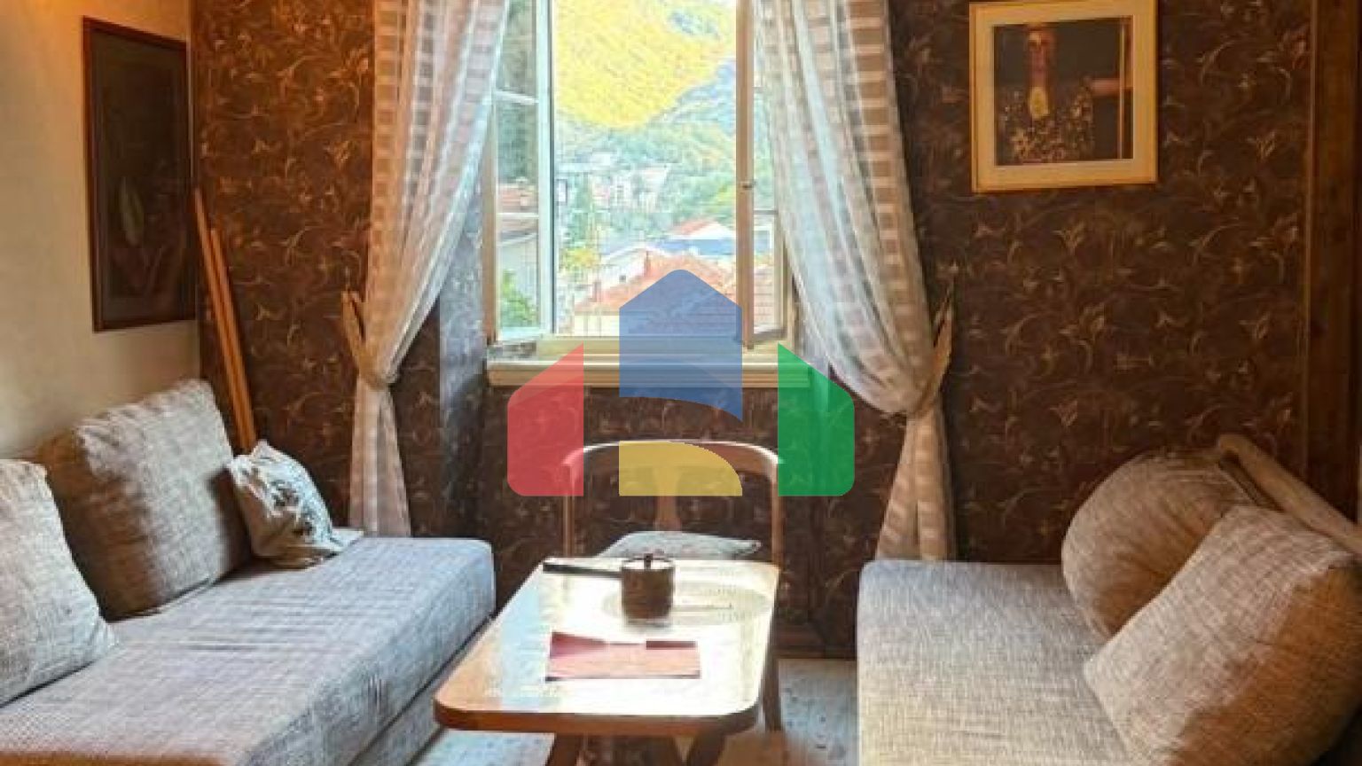 Продаётся каменный дом в Каменари, Которский залив.