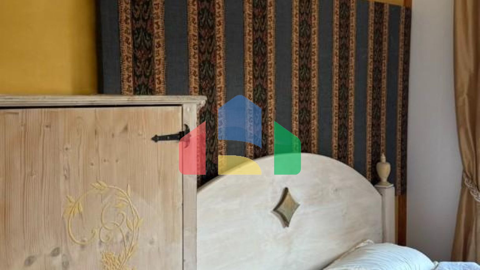 Продаётся каменный дом в Каменари, Которский залив.