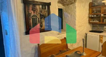 Продаётся каменный дом в Каменари, Которский залив.