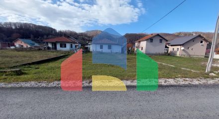 Участок в Колашине в 300 метрах от реки Тара