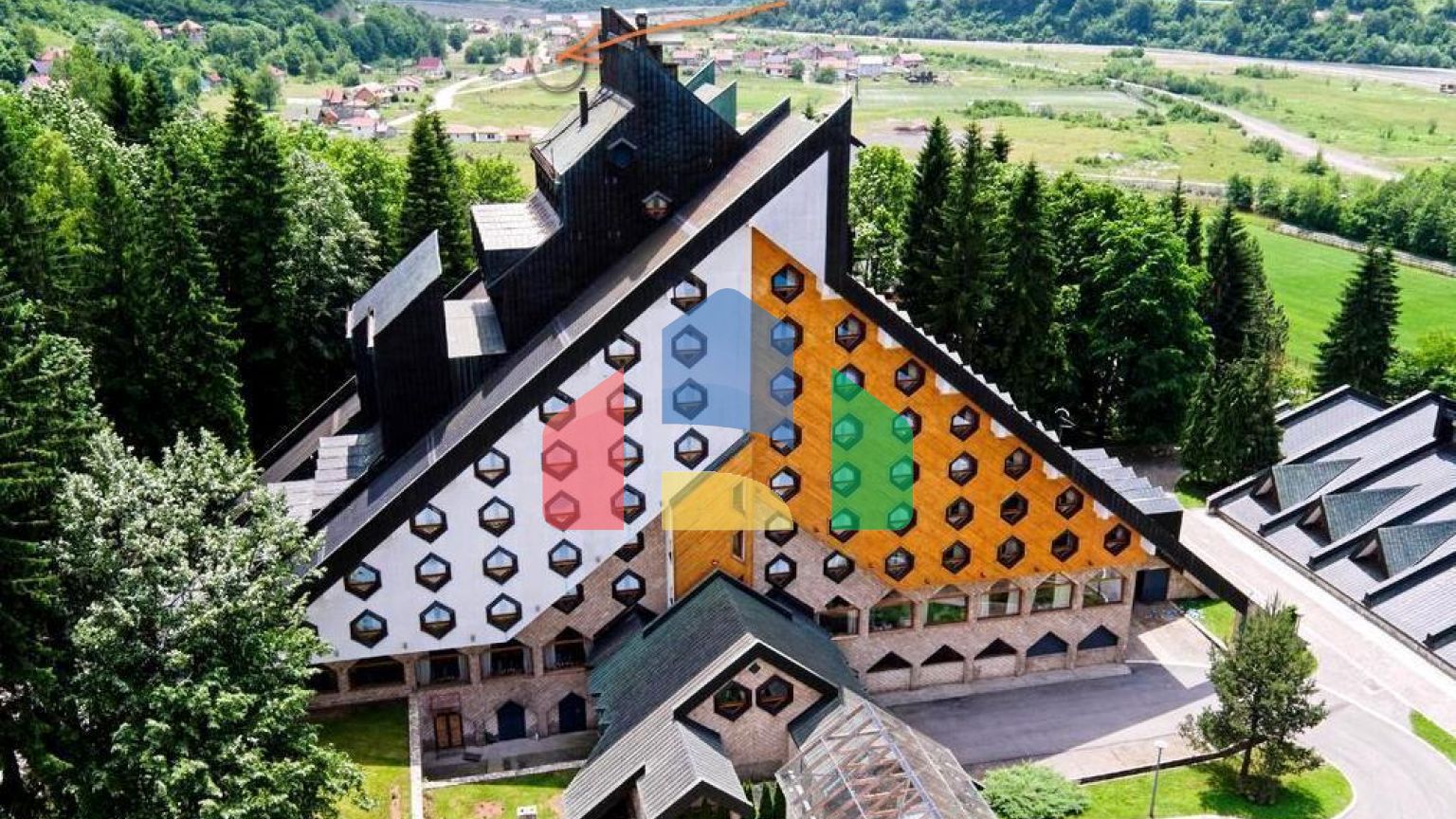 Участок в Колашине в 300 метрах от реки Тара