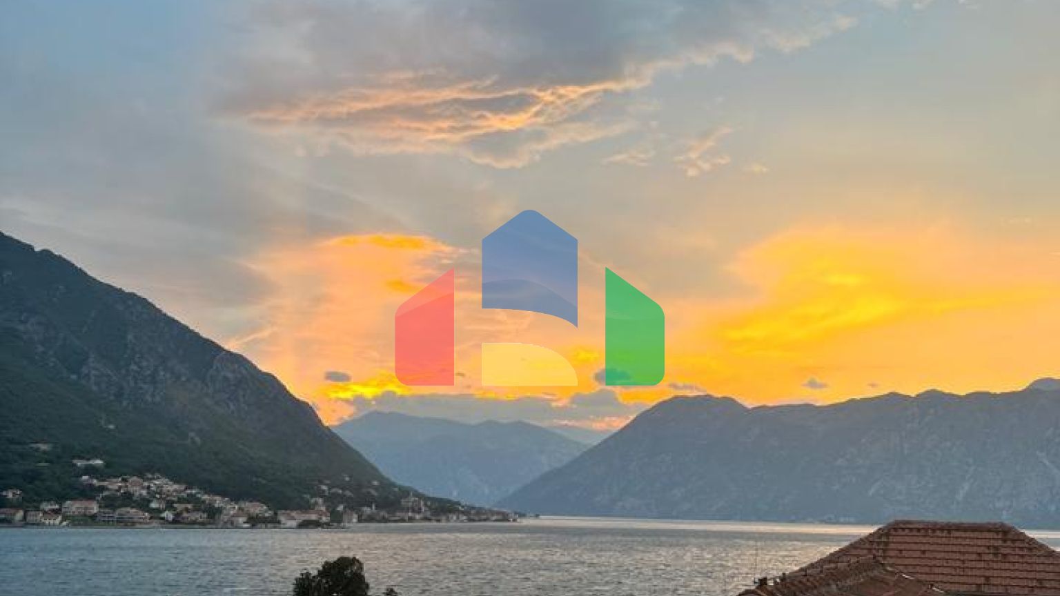 Квартира в Которе с 2 спальнями