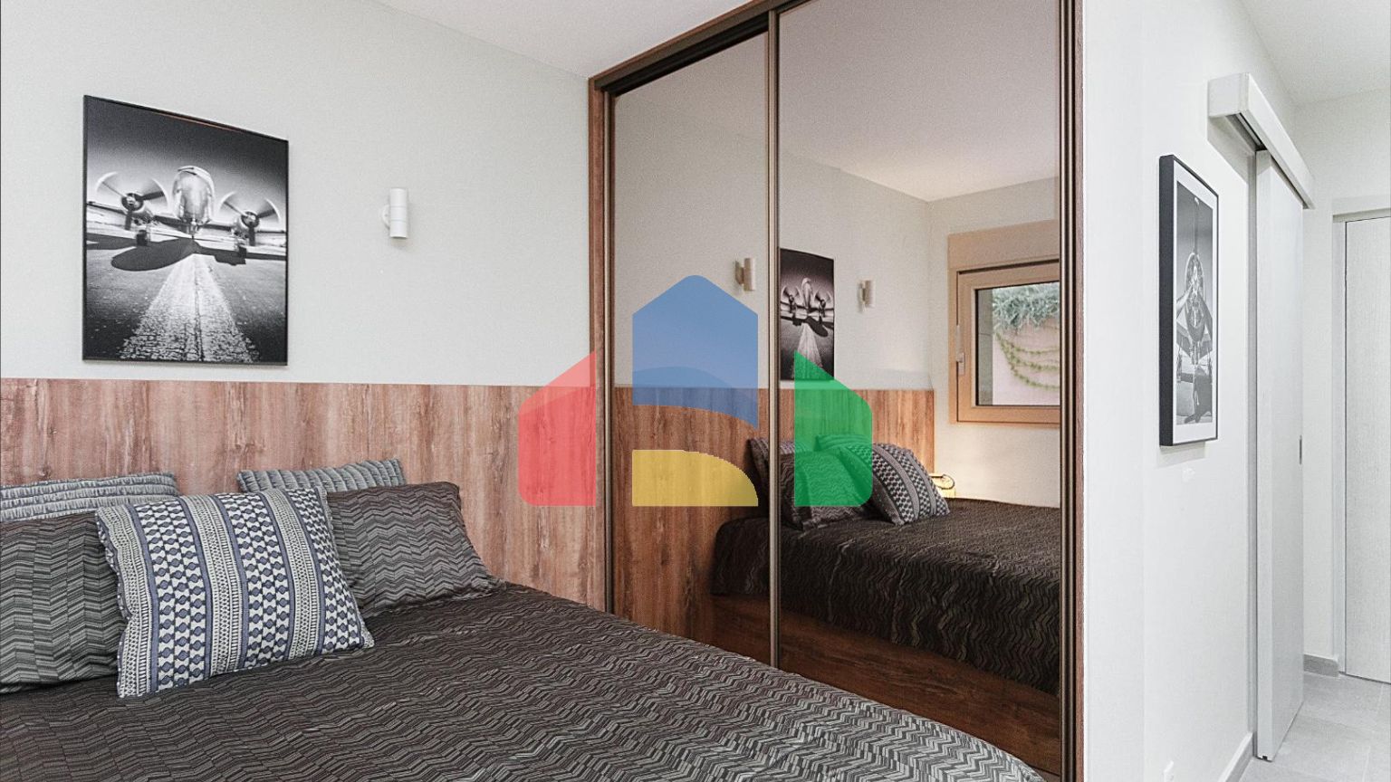 Две студии в Которе, Шкаляри