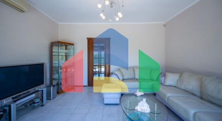 Дом, 4 спальни, Котор, Skaljari