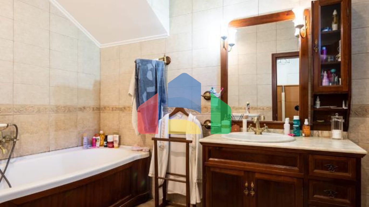 Дом, 4 спальни, Котор, Skaljari