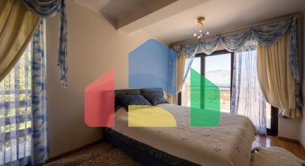 Дом, 4 спальни, Котор, Skaljari