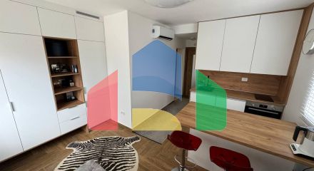 Квартира с видом на море, с придомовой зоной отдыха и земельным участком Квартира с видом на море, с придомовой зоной отдыха и земельным участком