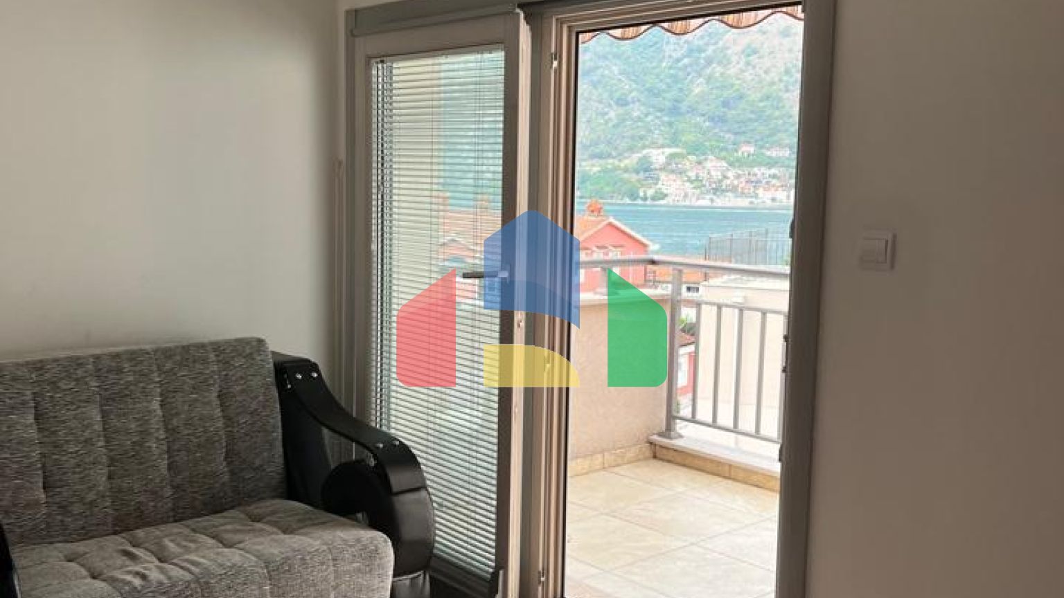 Квартира с 2 спальнями в Которе