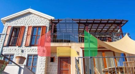 Продаётся каменная вилла с панорамным видом на море Котор, местечко Загора