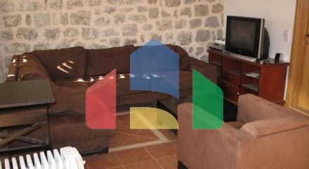 Комплекс из трех зданий в Которе