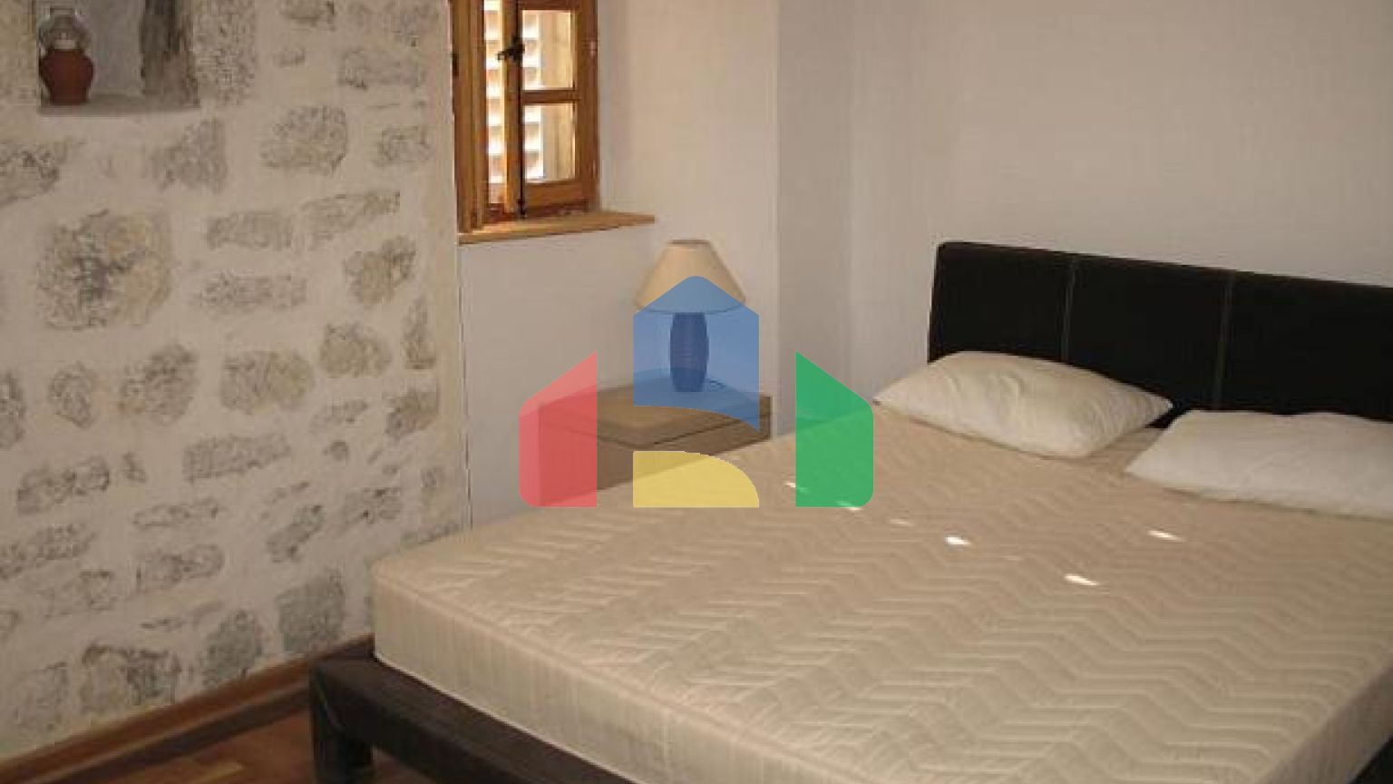 Комплекс из трех зданий в Которе