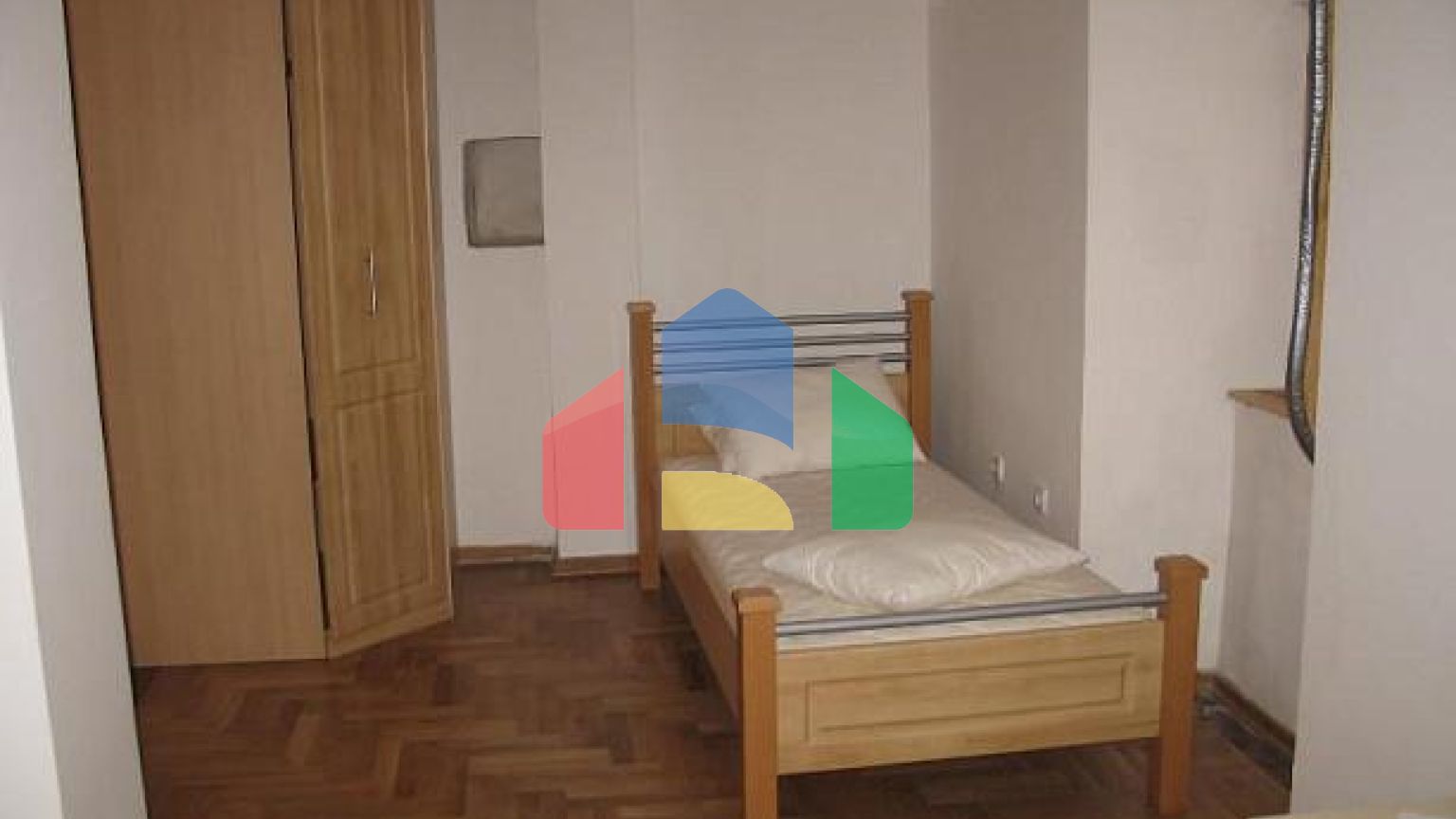 Комплекс из трех зданий в Которе