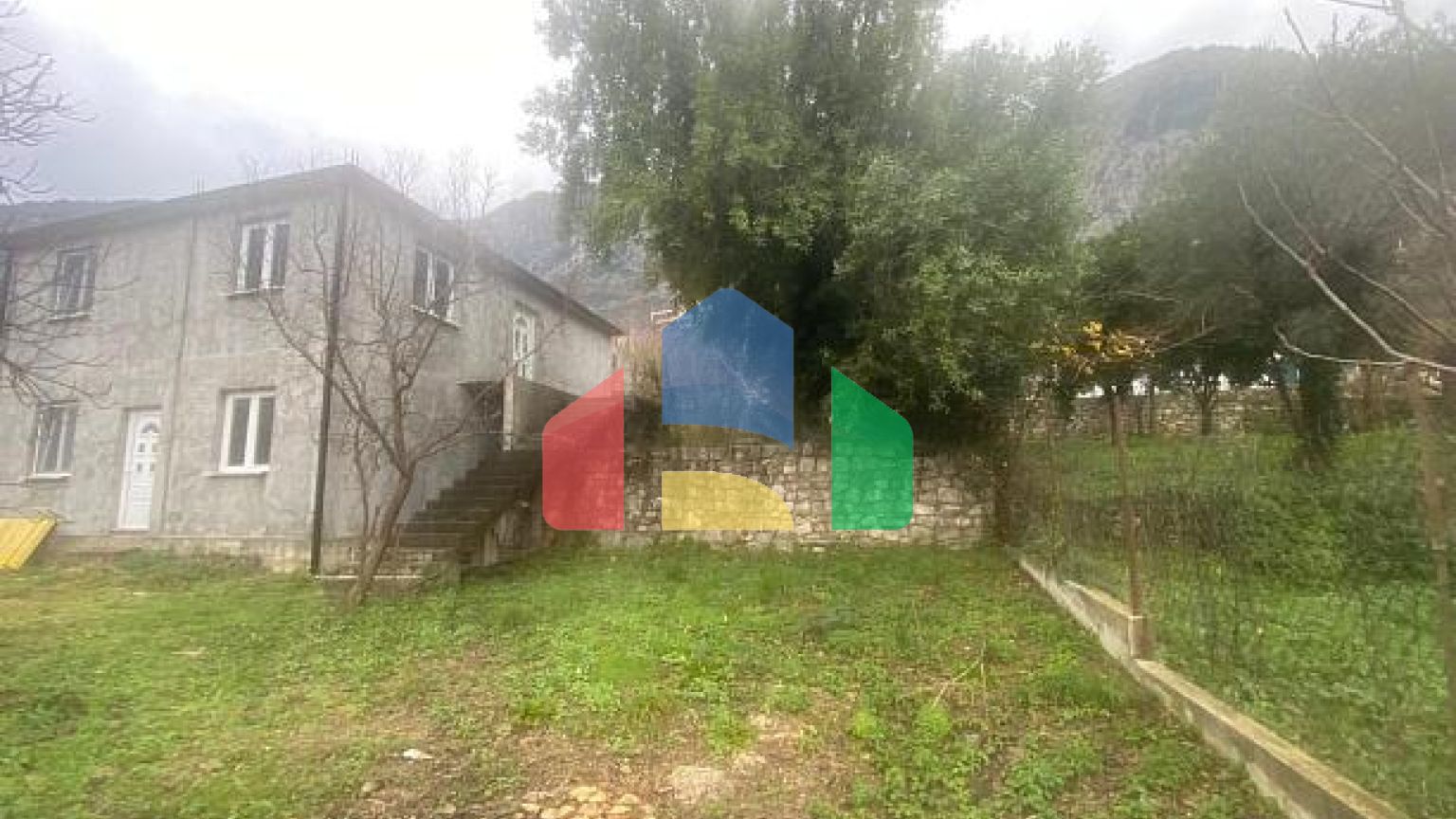 Дом Шкаляри 106 м²