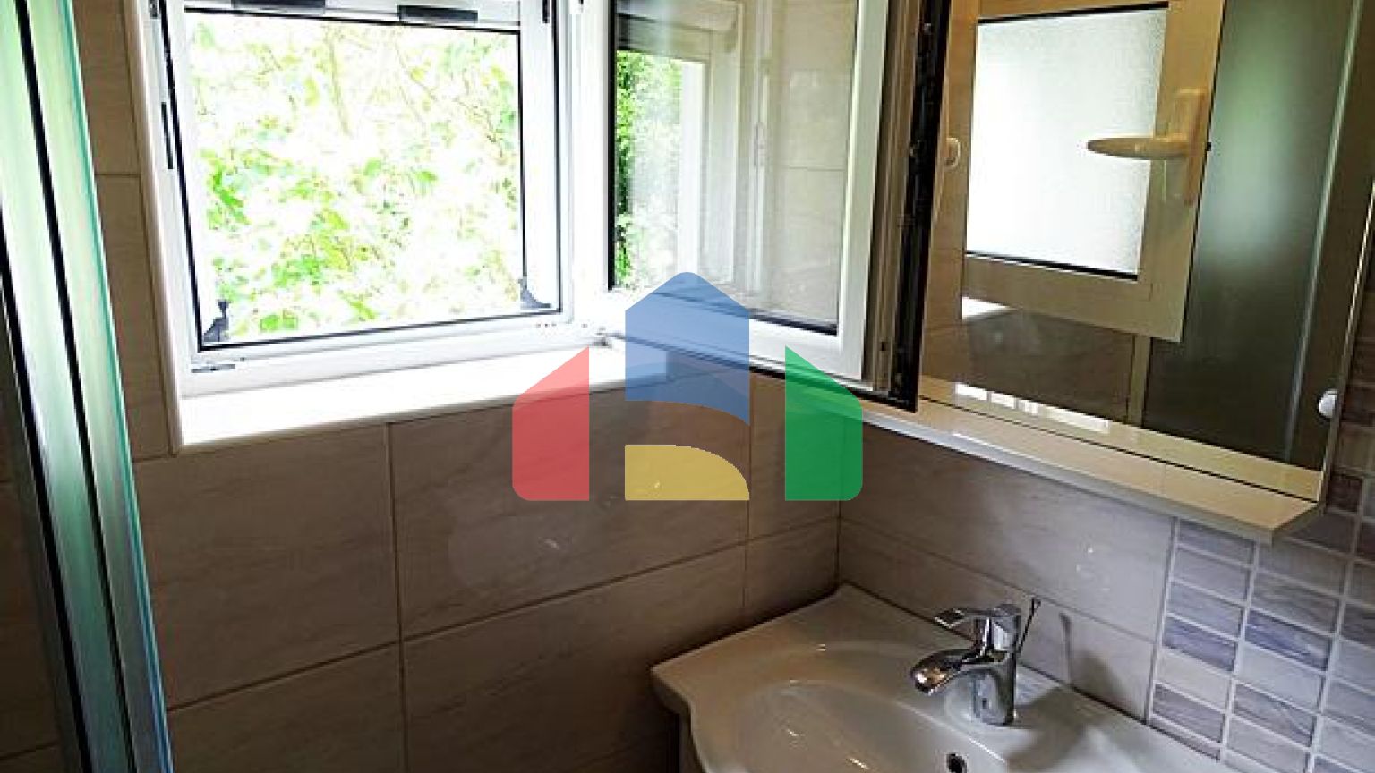 Таунхаус в Ораховац