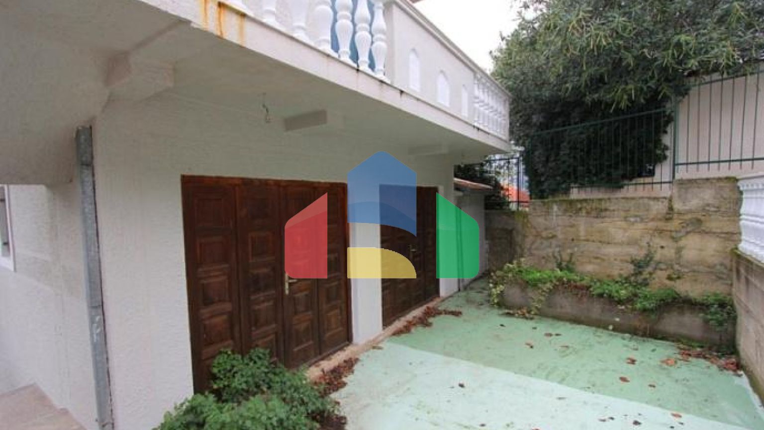 Дом c видом на море в Которе