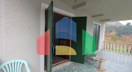 Дом c видом на море в Которе