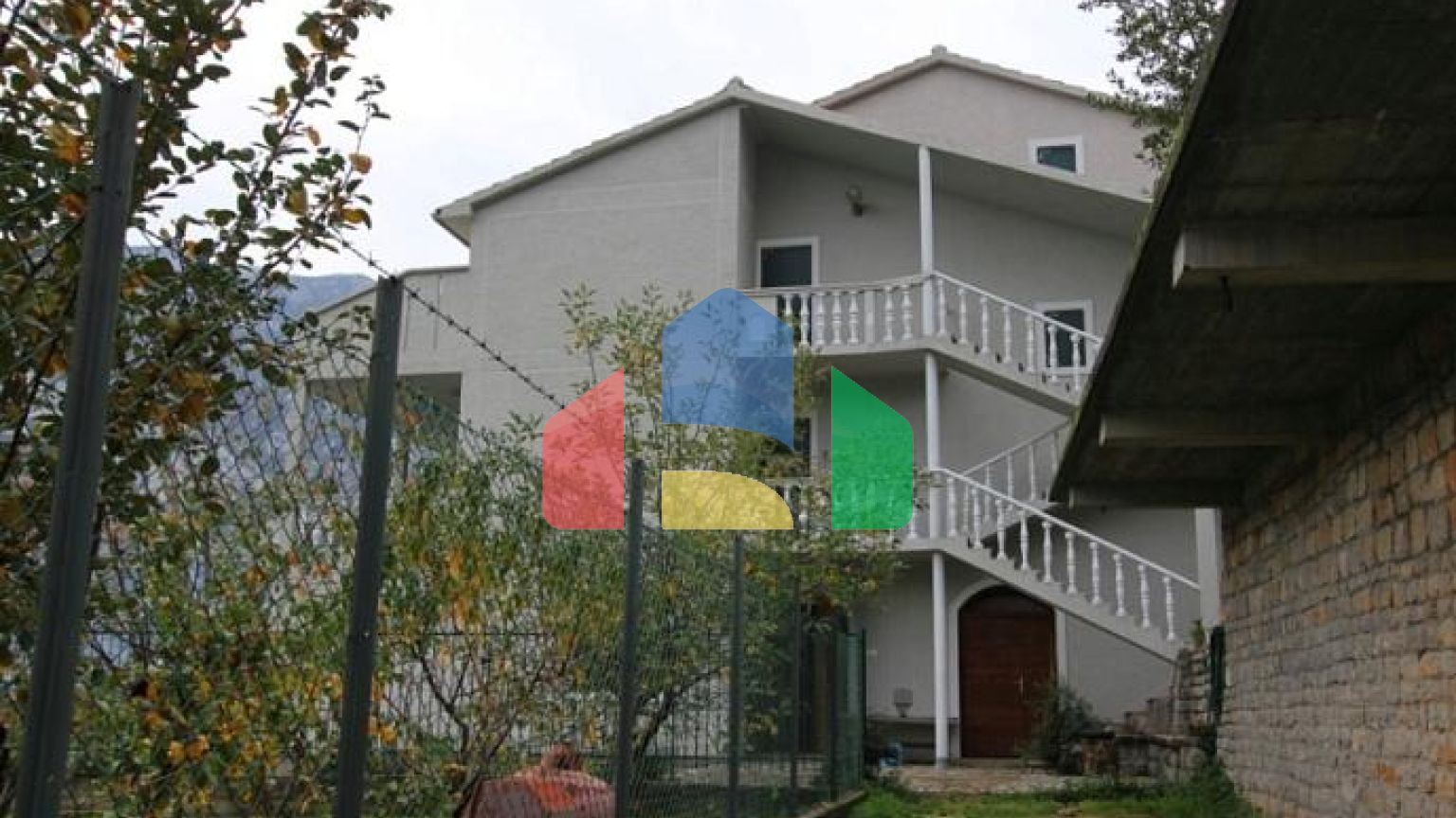 Дом c видом на море в Которе