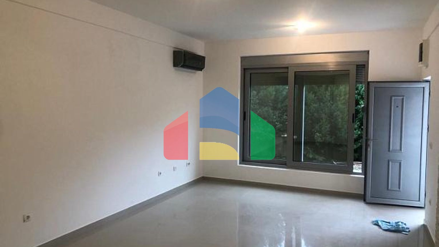 Квартиры в комплексе в Доброте