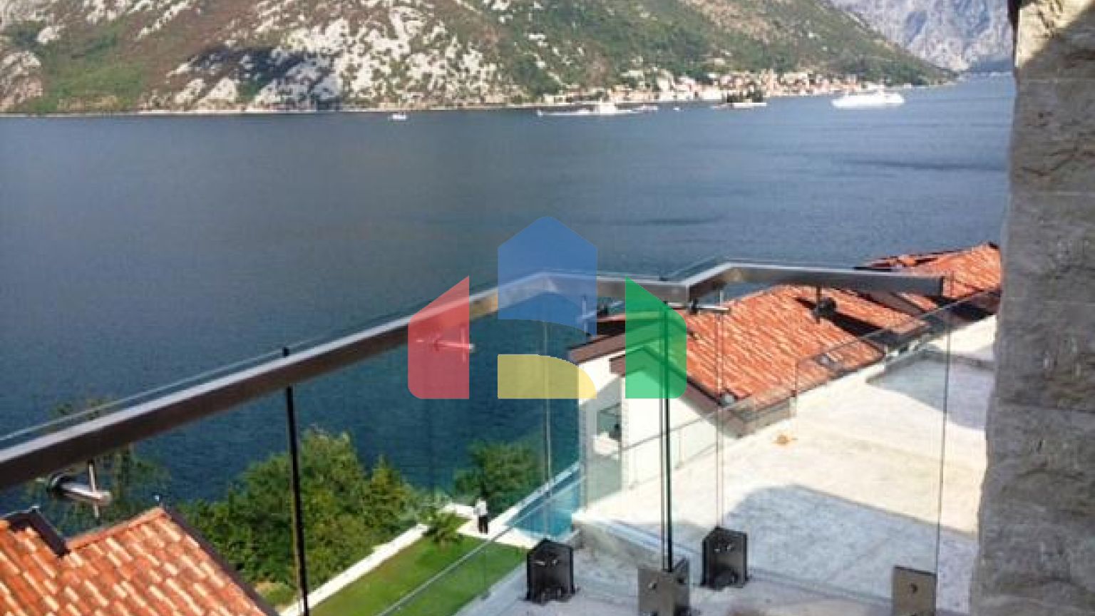 Люкс комплекс в Костанице