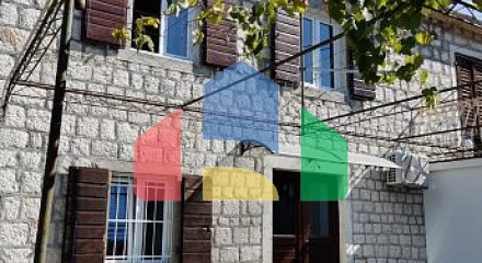 Таунхаус у моря в Доброте
