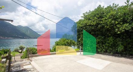 Таунхаус у моря в Доброте