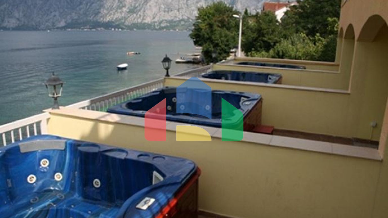 Отель в Столиве