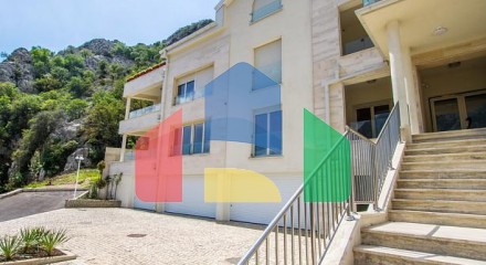 Apartments with wonderful seaview in Orahovac