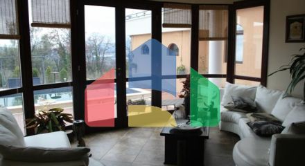 Виллa класса люкс с бассейном в Которе