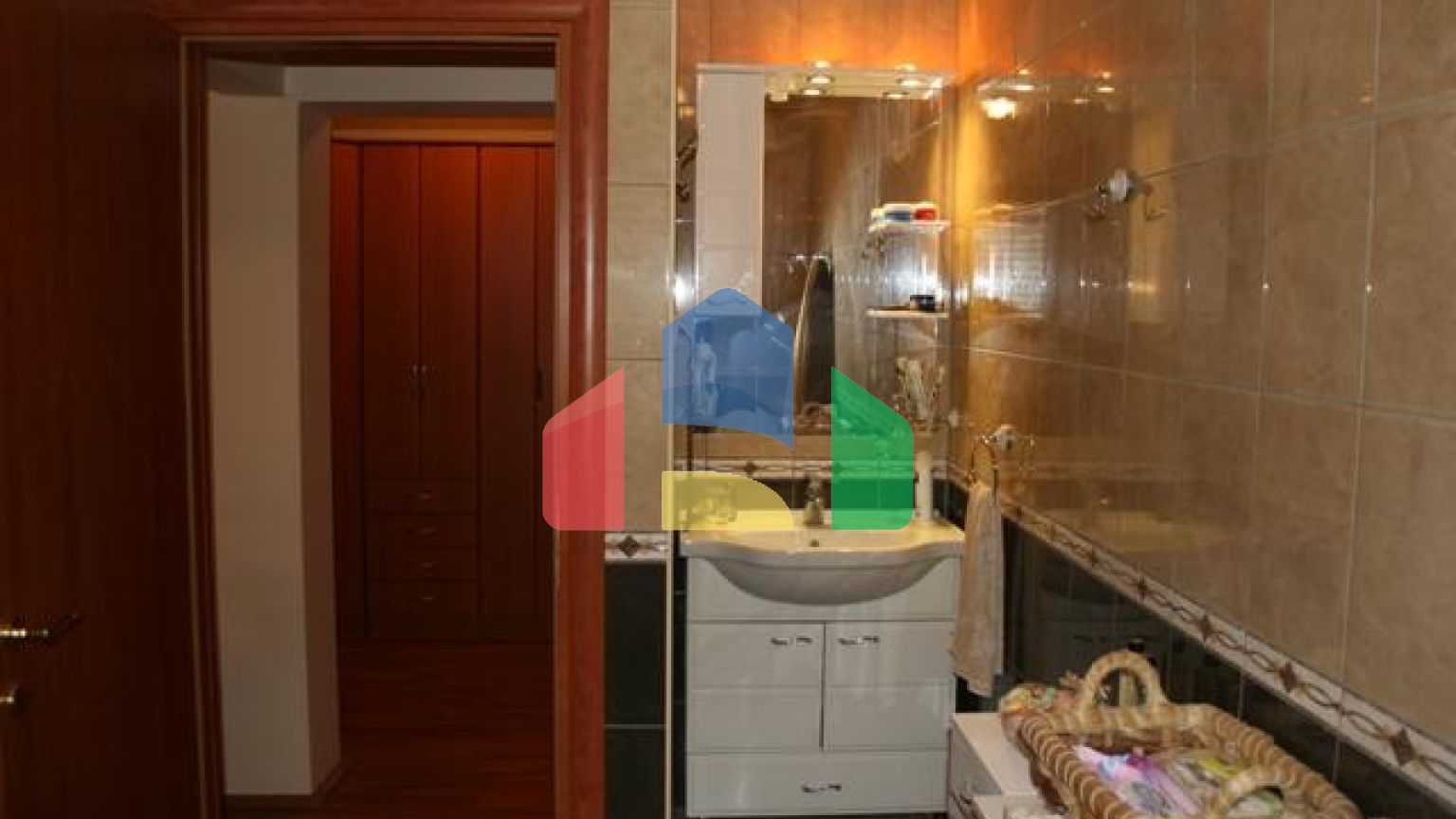 Виллa класса люкс с бассейном в Которе