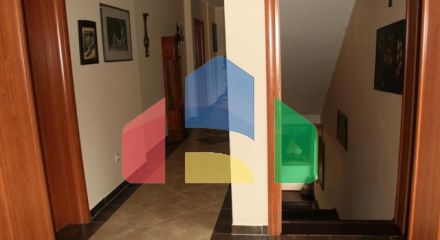 Виллa класса люкс с бассейном в Которе