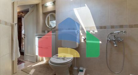 Очаровательный трехкомнатный дуплекс в Доброте: всего в нескольких шагах от моря