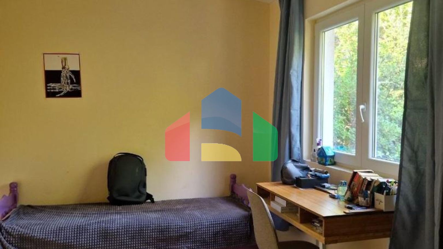 Двухэтажный дом в Круче в 60 метрах от моря