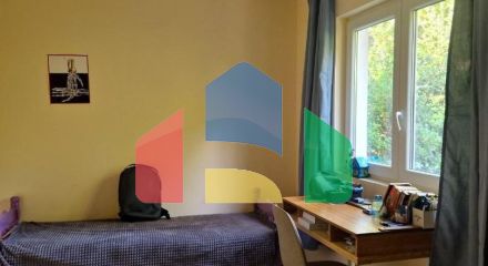 Двухэтажный дом в Круче в 60 метрах от моря