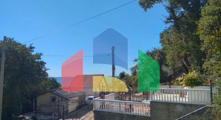 Двухэтажный дом в Круче в 60 метрах от моря