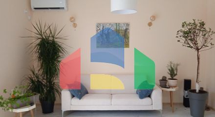 Двухэтажный дом в Круче в 60 метрах от моря