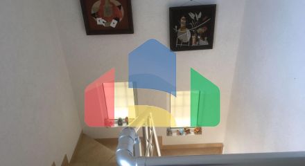 Дом в Круче с бассейном близко к морю