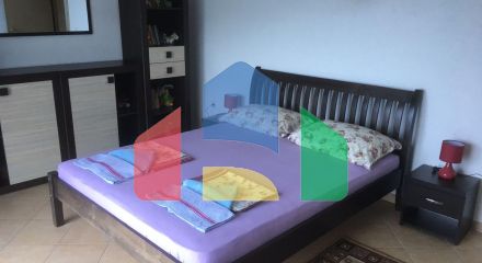 Дом в Круче с бассейном близко к морю