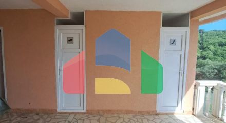 Мини отель в Круче с видом на море, не далеко от пляжа с просторным паркингом. Мини отель в Круче с видом на море, не далеко от пляжа с просторным паркингом.