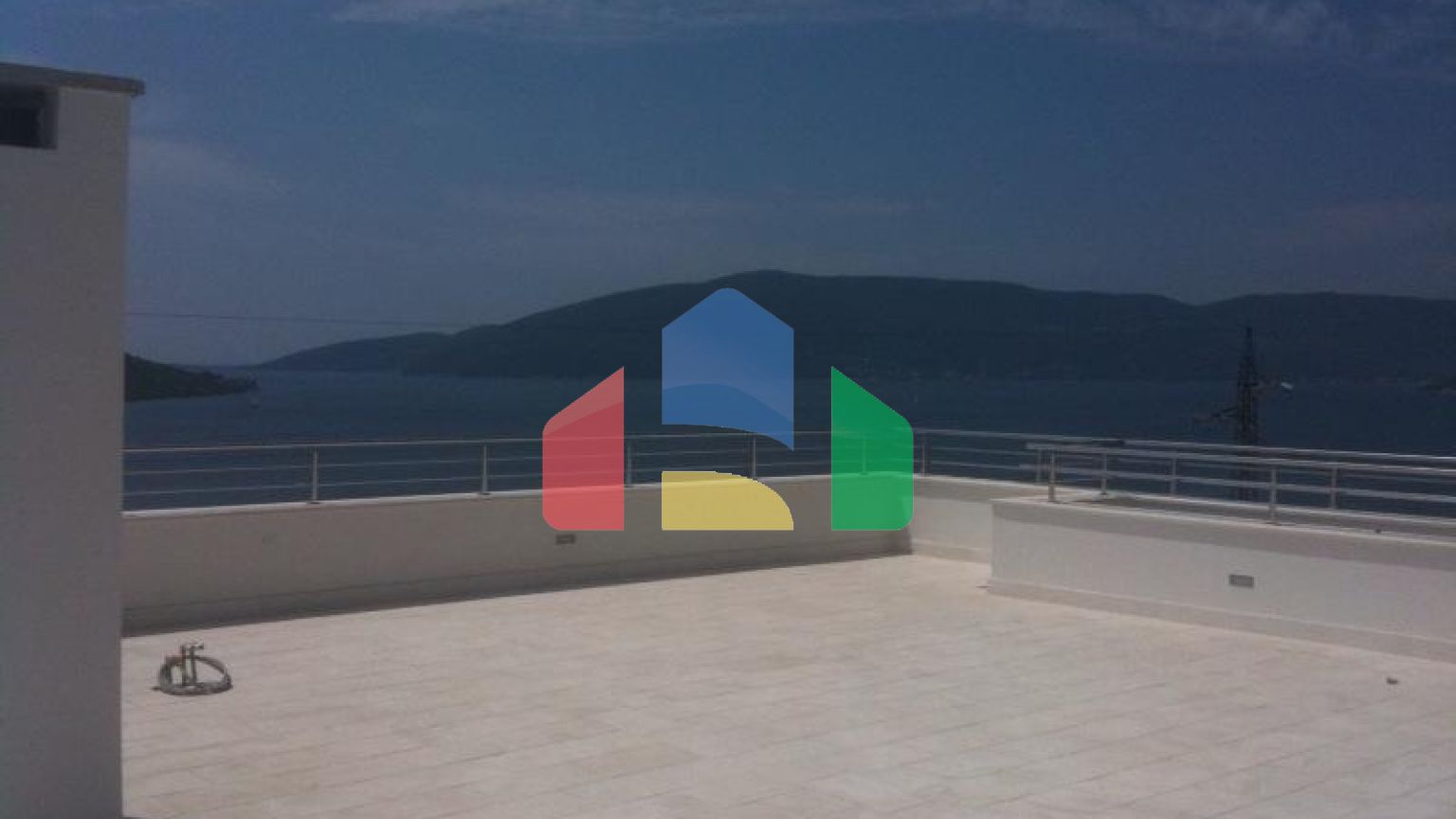 Современная новая вилла с бассейном в Кумборе, Херцег Нови