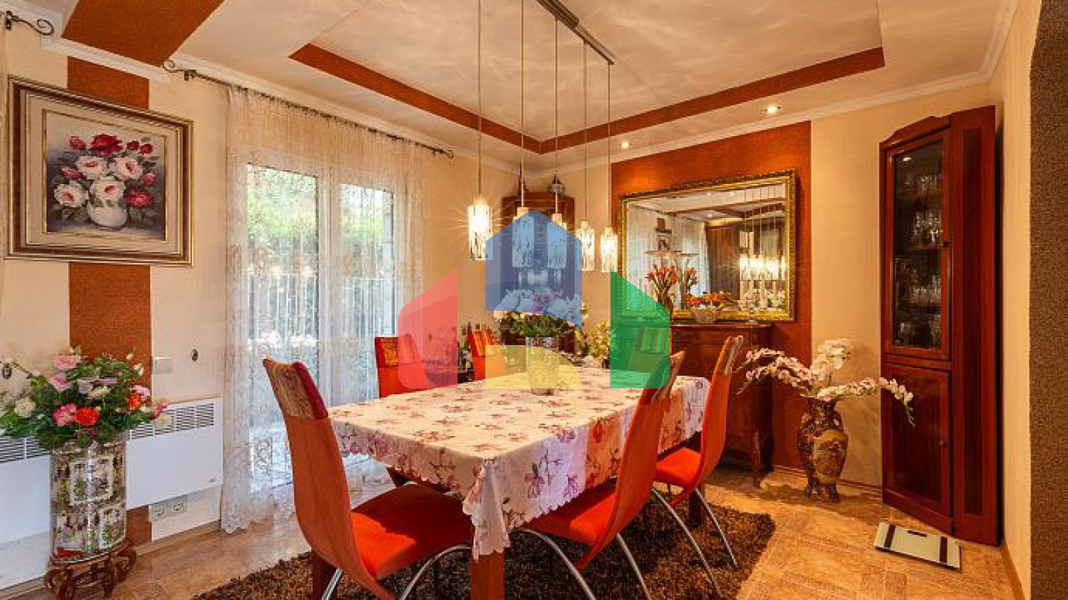 Дом в Кумборе 200 м до моря